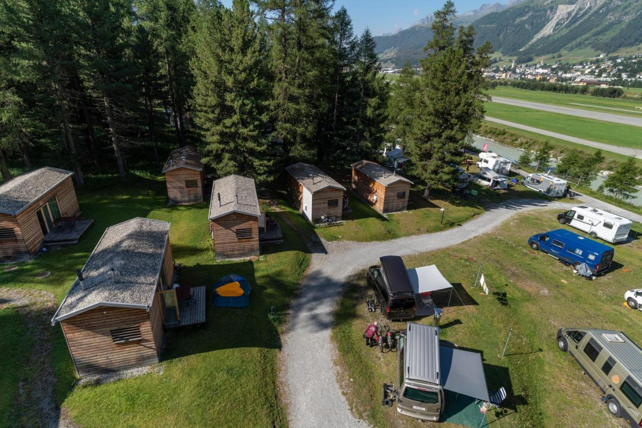 Camping Gravatscha Hotel ซาเมอดัน ภายนอก รูปภาพ