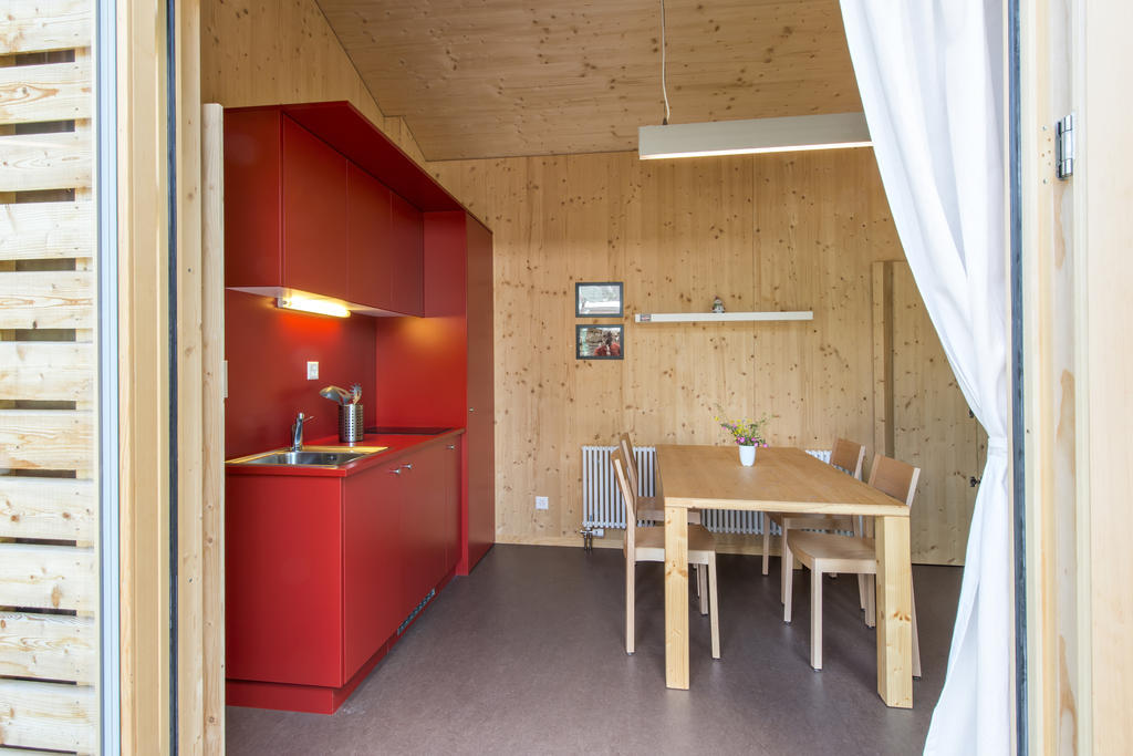 Camping Gravatscha Hotel ซาเมอดัน ภายนอก รูปภาพ