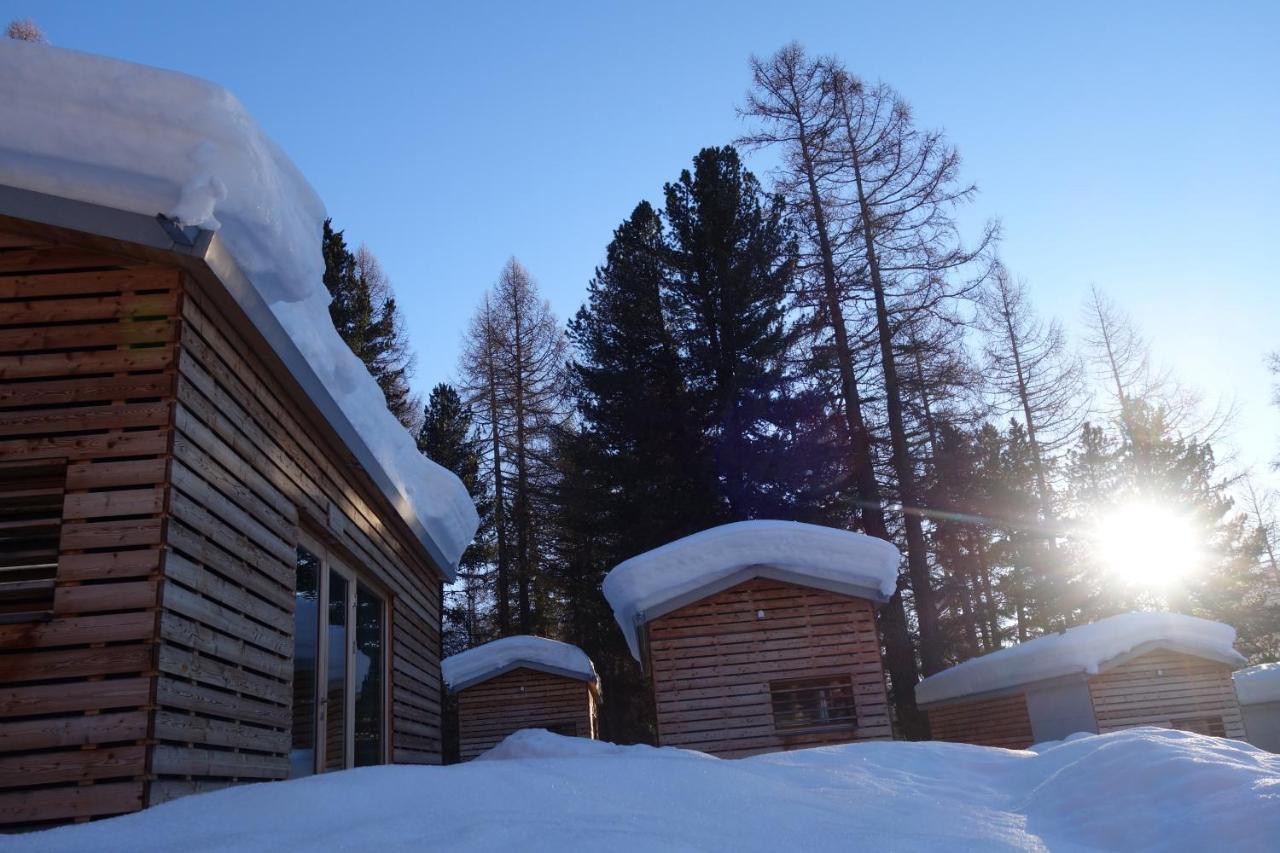 Camping Gravatscha Hotel ซาเมอดัน ภายนอก รูปภาพ