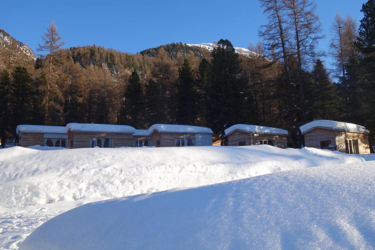 Camping Gravatscha Hotel ซาเมอดัน ภายนอก รูปภาพ